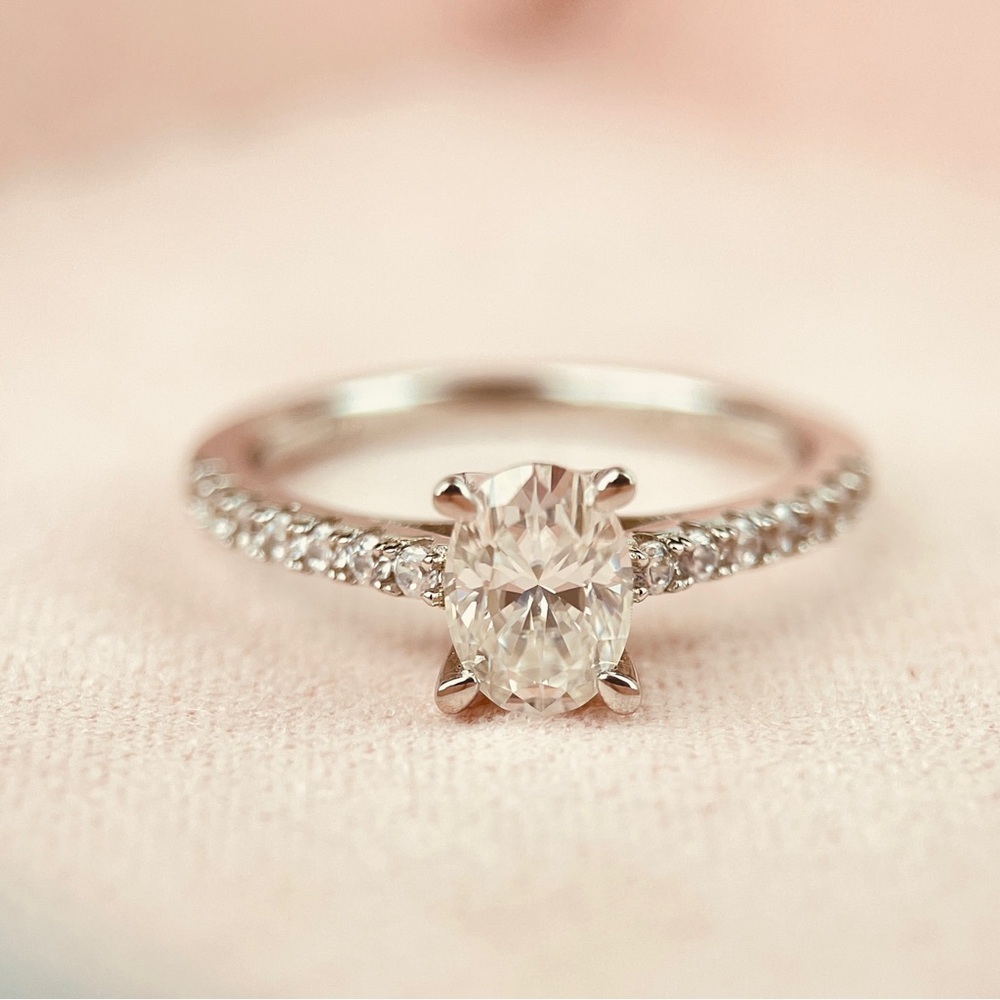 S925 Moissanite Solitaire Oval Engagement Ring 18K Gold Plated - Picture 3 of 9